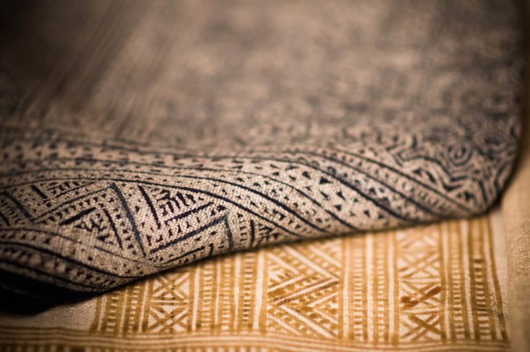 How To Remove Carpet Stains & Maintain It