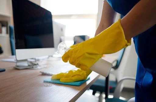 Why Your Business Needs Top-Notch Office Cleaning Services